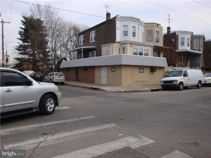 4417 Knorr Street, Unit R Philadelphia, PA 19135 - Photo 5 of 6 Gallery Image 5
