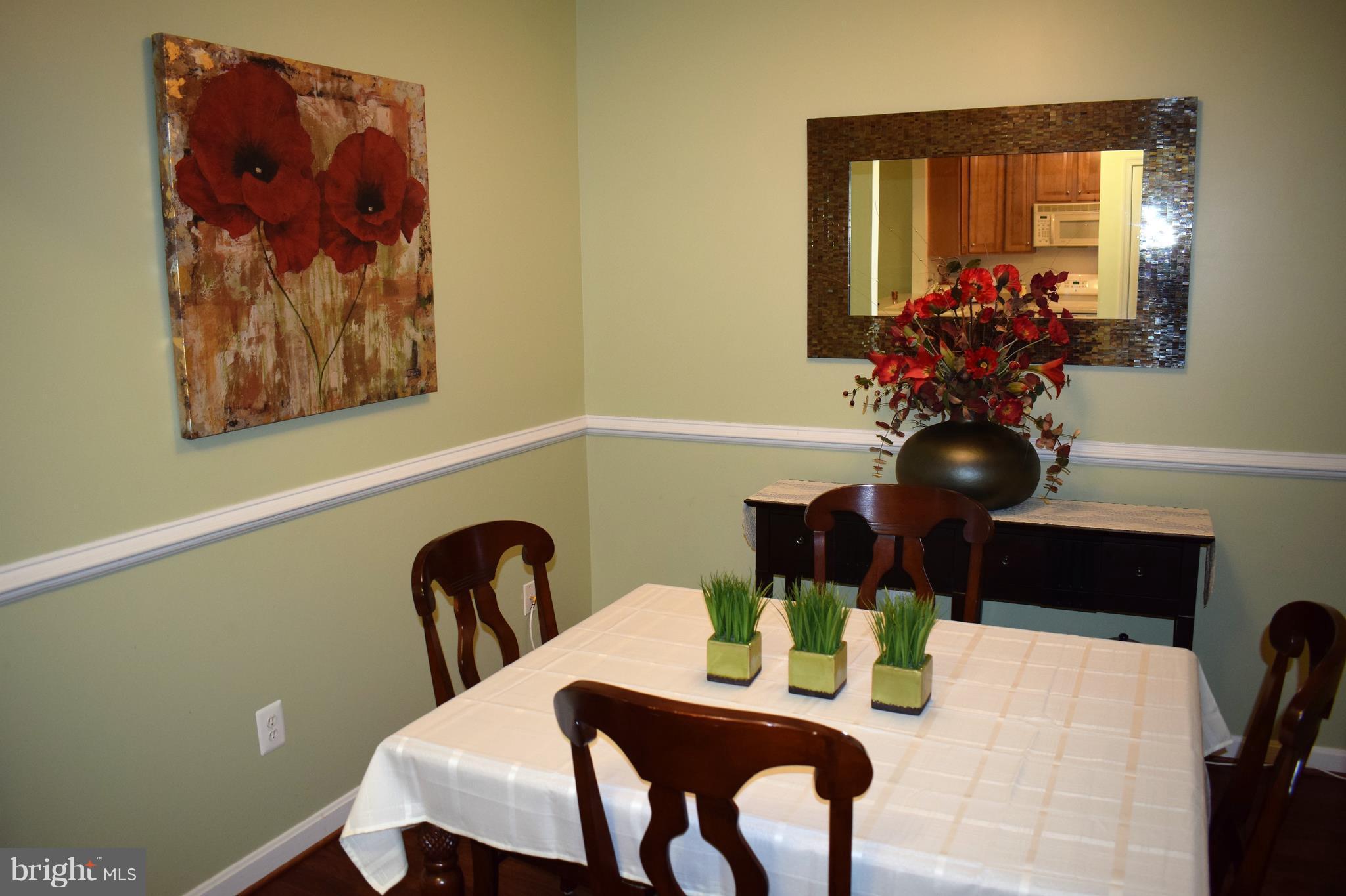 7335 Brookview Road, Unit 401 Elkridge, MD 21075 - Photo 5 of 18 Den/office