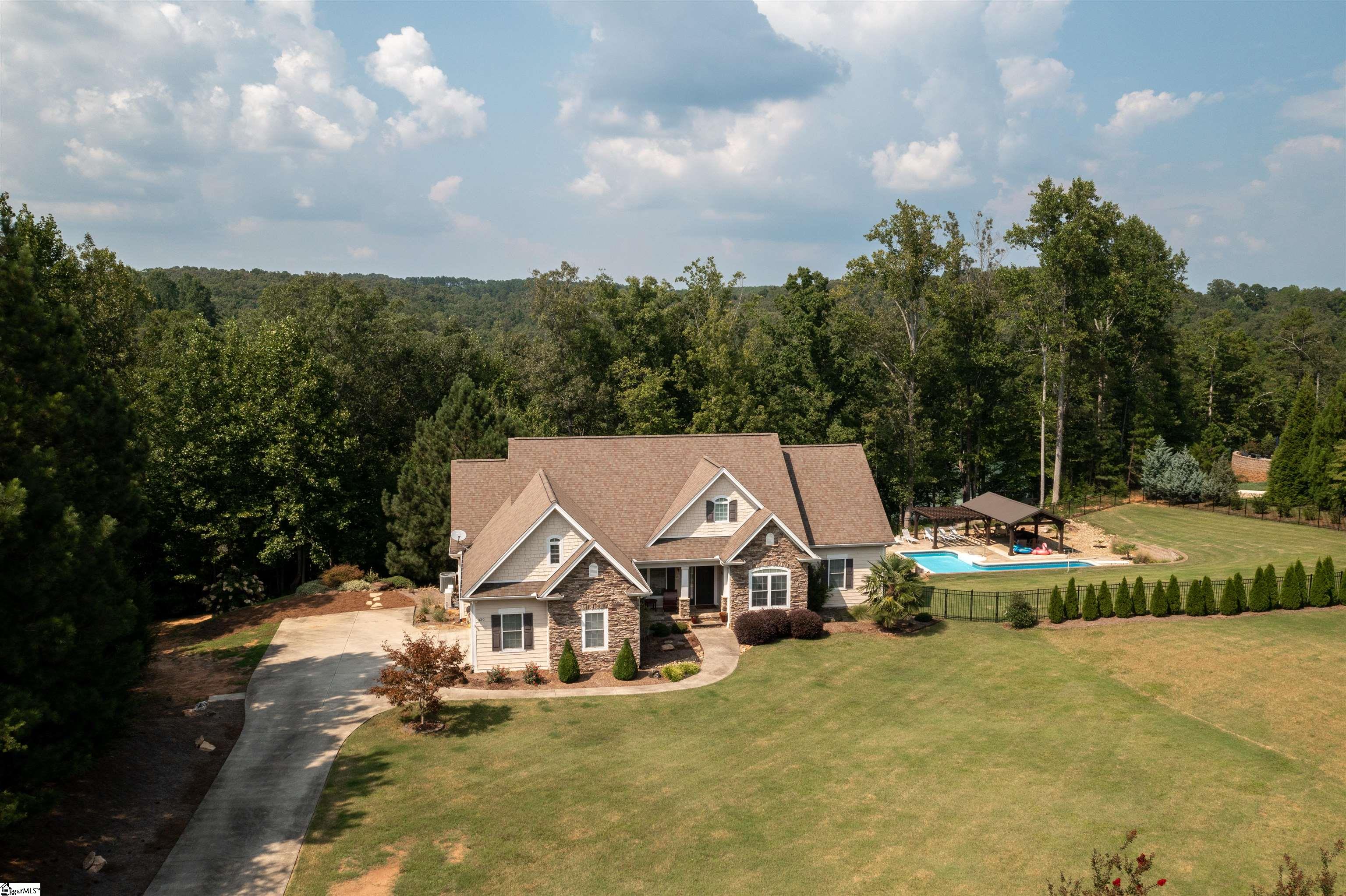 329 Stardust Lane Seneca, SC 29672 - Photo 1 of 36 Gallery Image 1