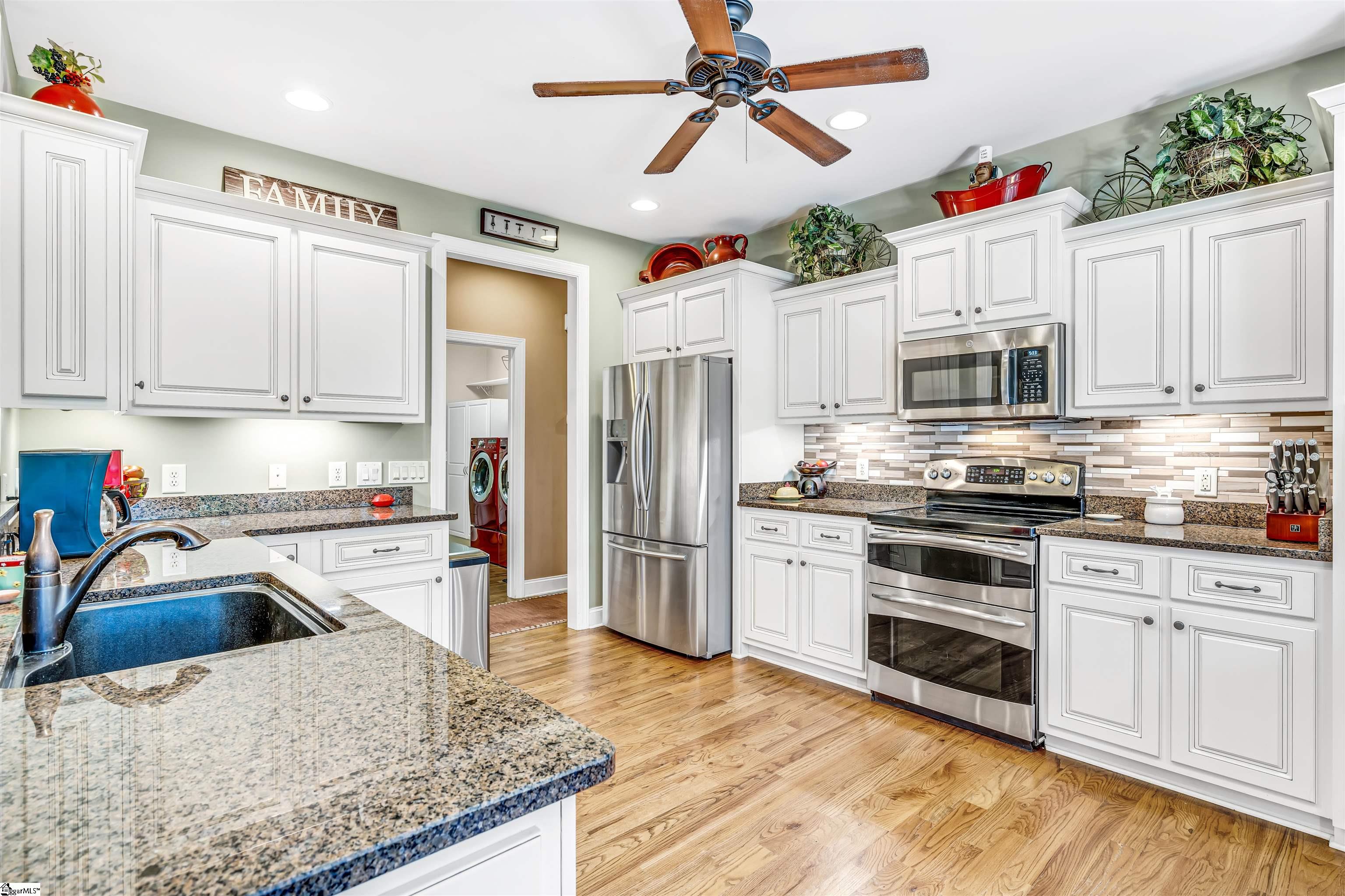 329 Stardust Lane Seneca, SC 29672 - Photo 19 of 36 Gallery Image 19