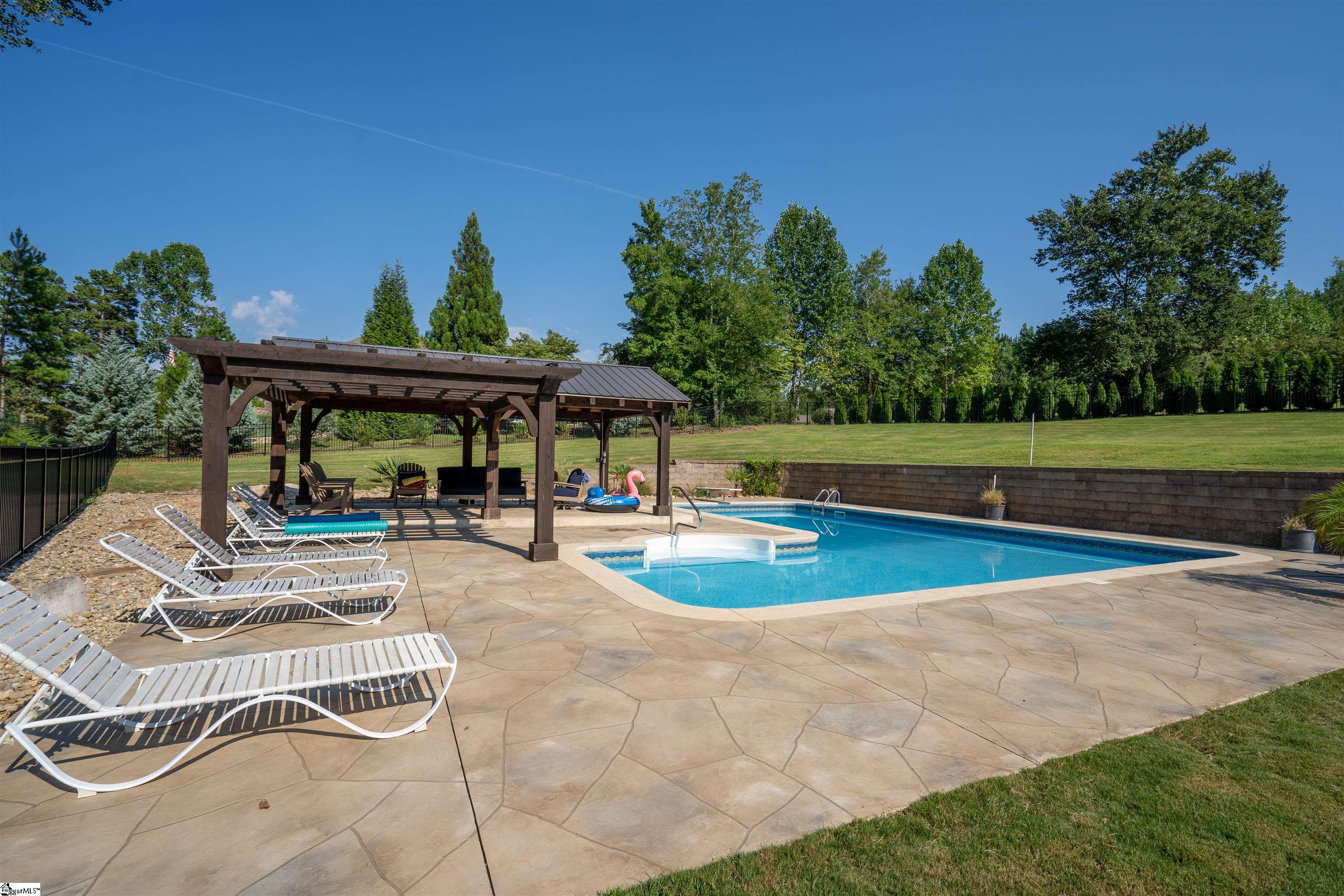 329 Stardust Lane Seneca, SC 29672 - Photo 4 of 36 Gallery Image 4