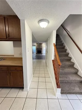 $1,100 | 101 Antibes Street East, Unit 101, Mandeville, LA 70448