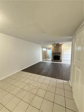 $1,100 | 101 Antibes Street East, Unit 101, Mandeville, LA 70448