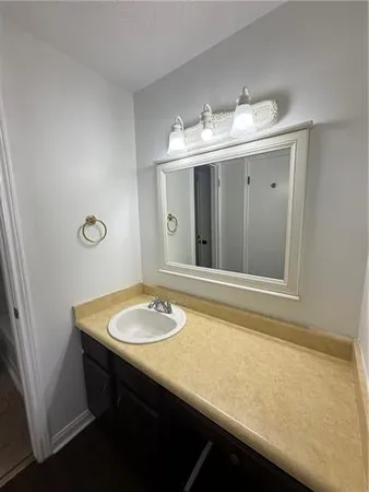 $1,100 | 101 Antibes Street East, Unit 101, Mandeville, LA 70448