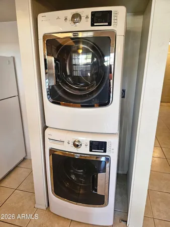 a close up view of washer and dryer