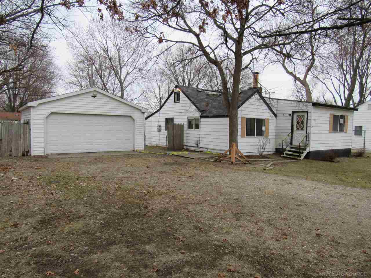 3015 Emmons Avenue Rochester Hills, MI 48307 - Photo 4 of 39