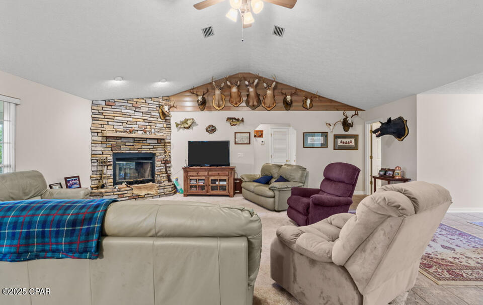 2942 Paradise Lakes Road Chipley, FL 32428 - Photo 19 of 35