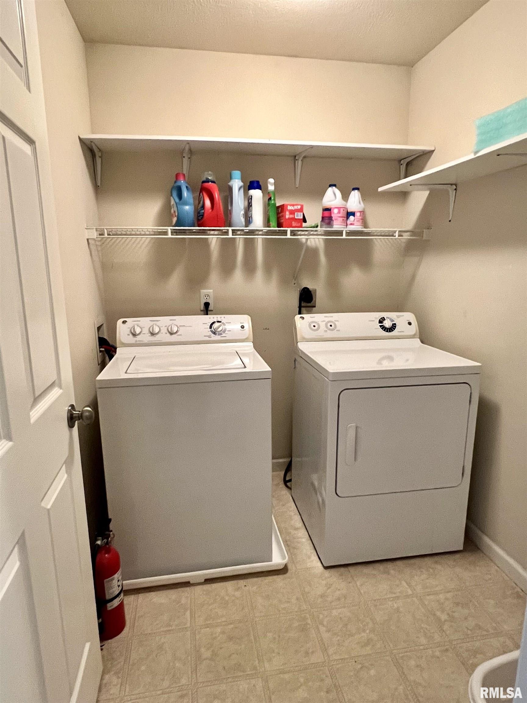 3804 Carney Boulevard Springfield, IL 62712 - Photo 22 of 39 Gallery Image 22