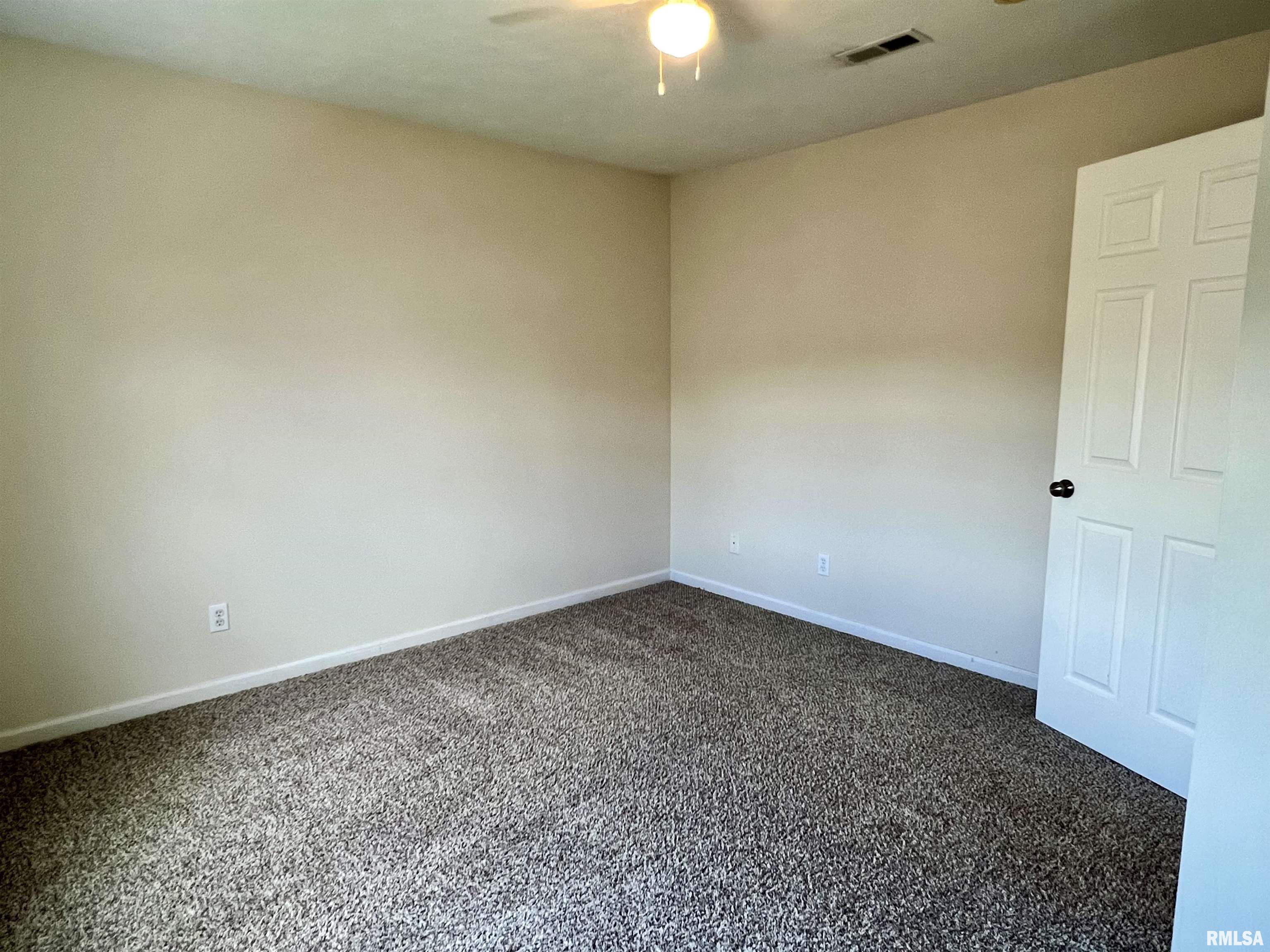 3804 Carney Boulevard Springfield, IL 62712 - Photo 24 of 39 Gallery Image 24