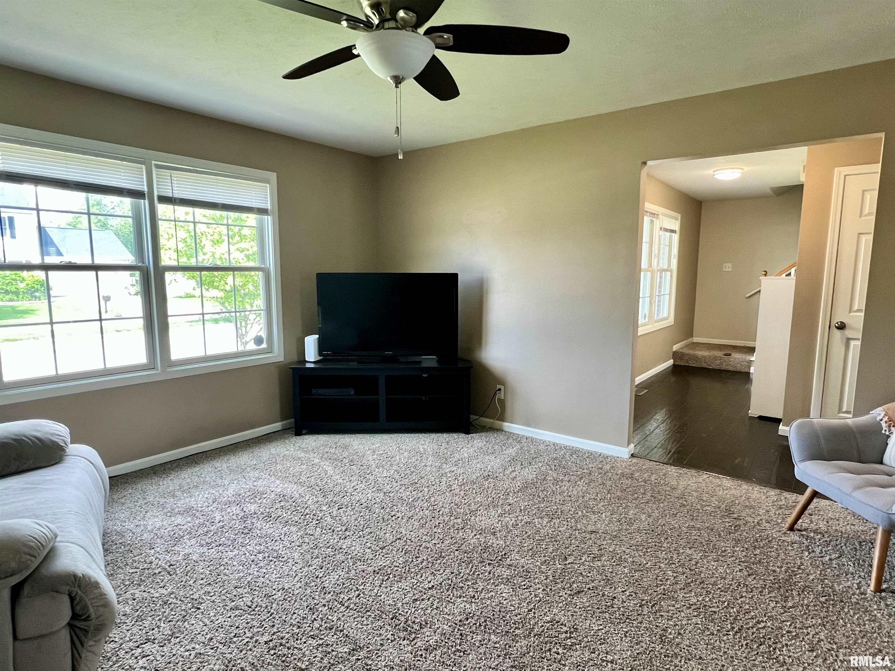3804 Carney Boulevard Springfield, IL 62712 - Photo 7 of 39 Gallery Image 7