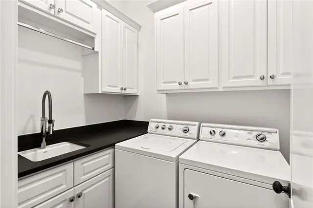 $1,500,000 | 2832 Paces Lookout Lane Southeast, Atlanta, GA 30339