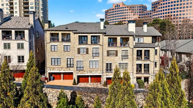 $1,500,000 | 2832 Paces Lookout Lane Southeast, Atlanta, GA 30339