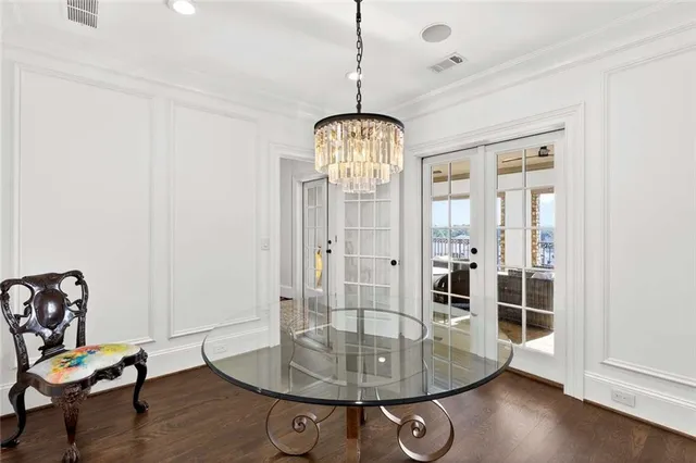 $1,500,000 | 2832 Paces Lookout Lane Southeast, Atlanta, GA 30339