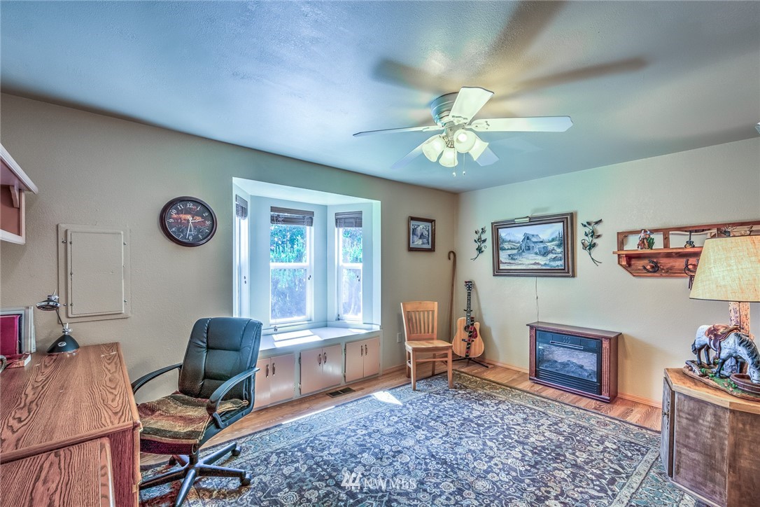 19525 Ellison Road Mount Vernon, WA 98274 - Photo 17 of 20 Gallery Image 17