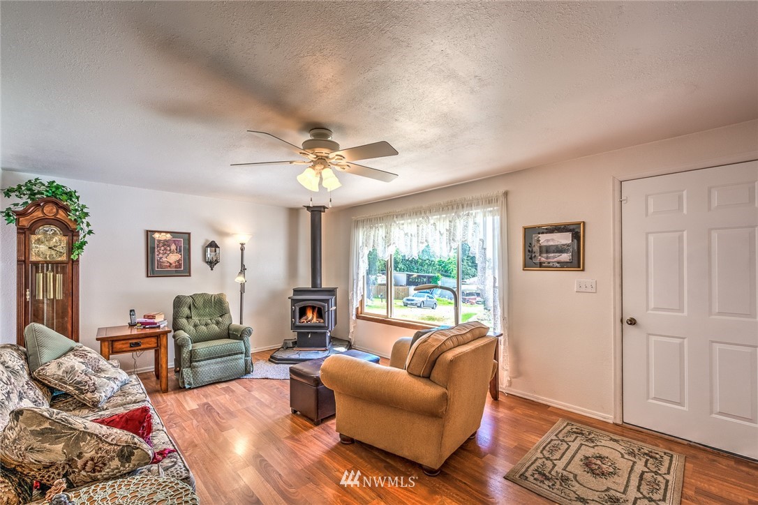 19525 Ellison Road Mount Vernon, WA 98274 - Photo 9 of 20 Gallery Image 9