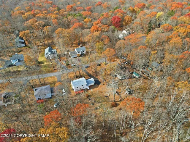 $379,000 | 2312 Cramer Court, Bushkill, PA 18324