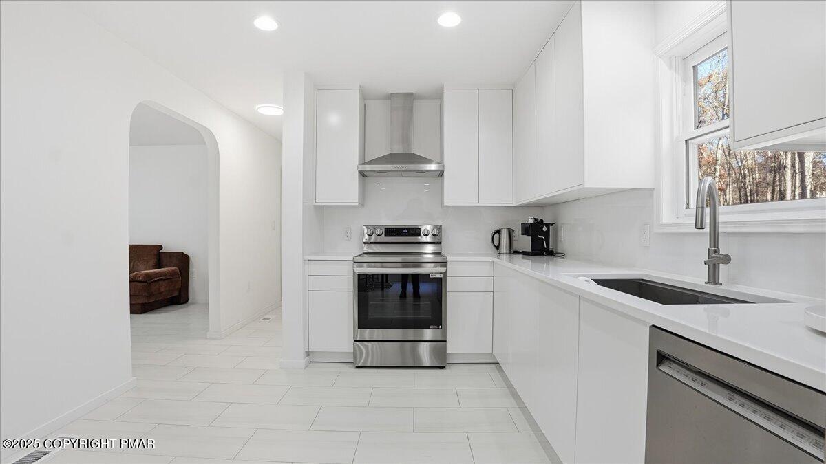 2312 Cramer Court Bushkill, PA 18324 - Photo 23 of 107 023-057_Photo Nov 07 2025, 11 22 34 AM (