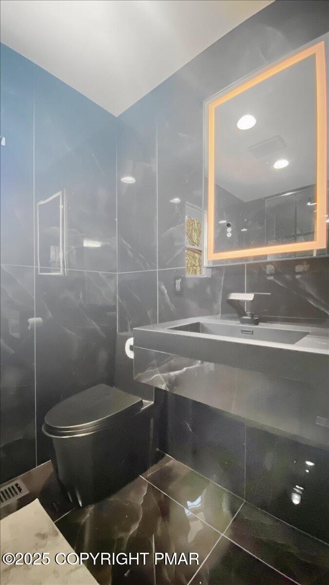 2312 Cramer Court Bushkill, PA 18324 - Photo 57 of 107 057-118_Photo Nov 07 2025, 11 00 06 AM