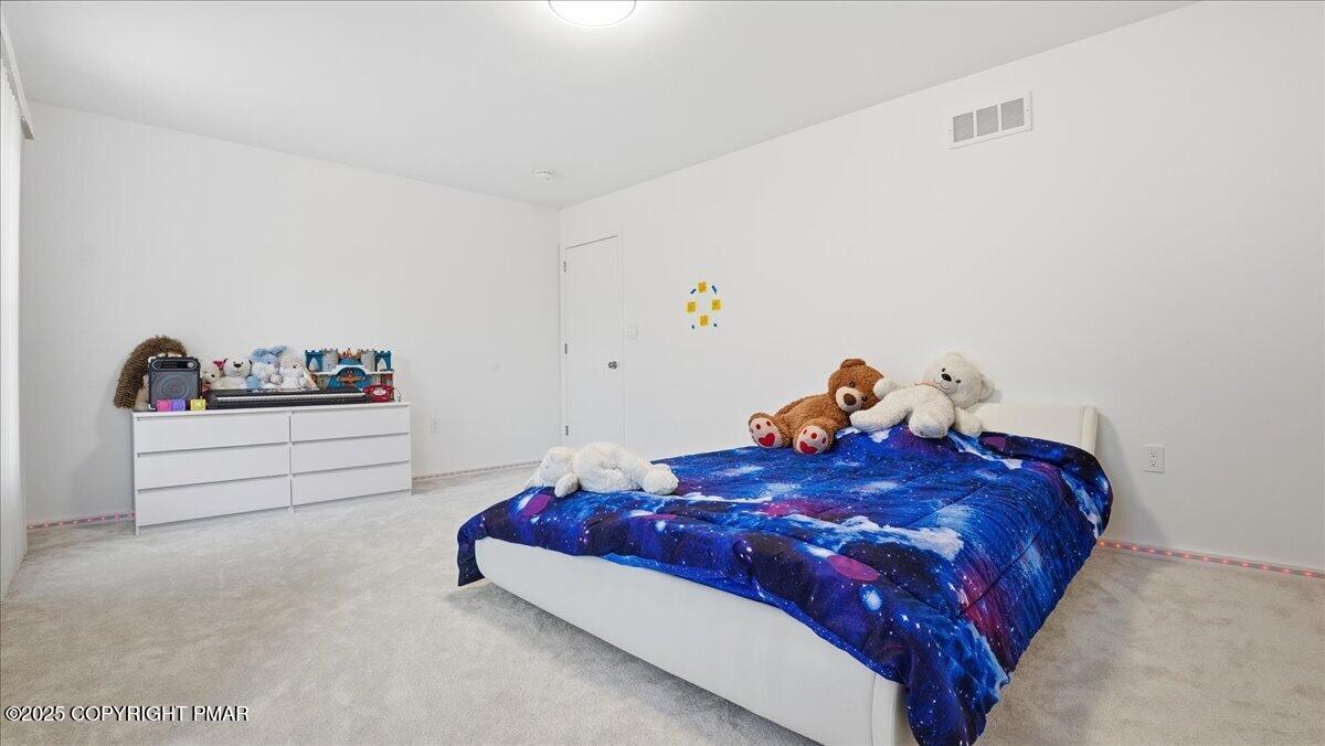 2312 Cramer Court Bushkill, PA 18324 - Photo 66 of 107 066-101_Photo Nov 07 2025, 11 43 48 AM