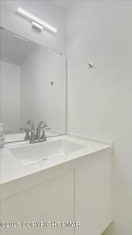 $379,000 | 2312 Cramer Court, Bushkill, PA 18324