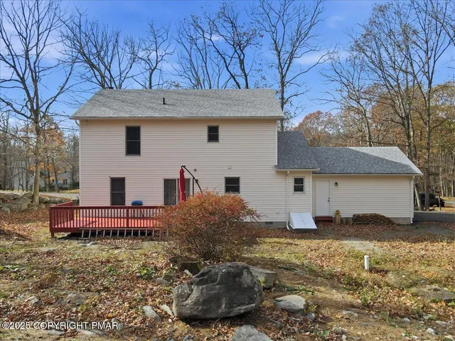 $379,000 | 2312 Cramer Court, Bushkill, PA 18324