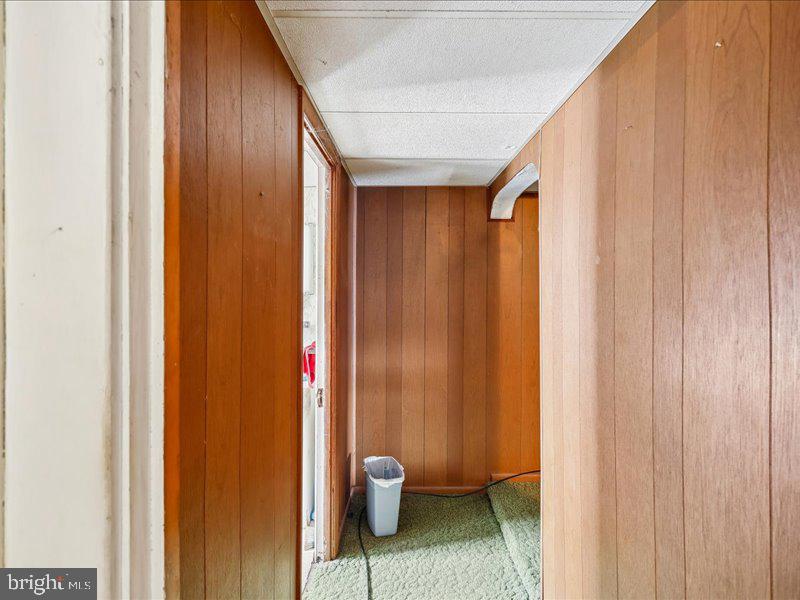 105 Houcksville Road South Hampstead, MD 21074 - Photo 21 of 31 Hallway - 2nd floor