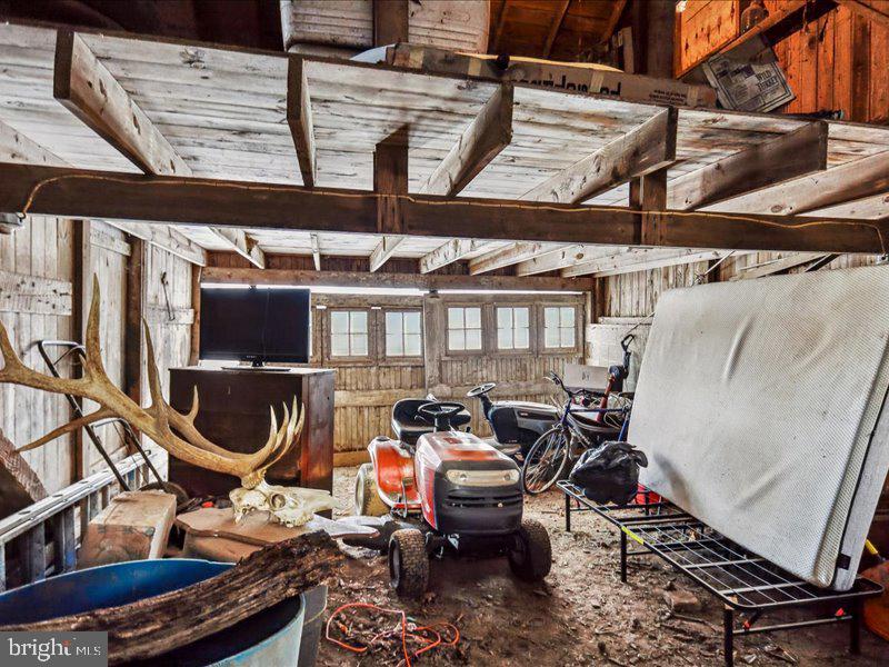 105 Houcksville Road South Hampstead, MD 21074 - Photo 27 of 31 interior of garage