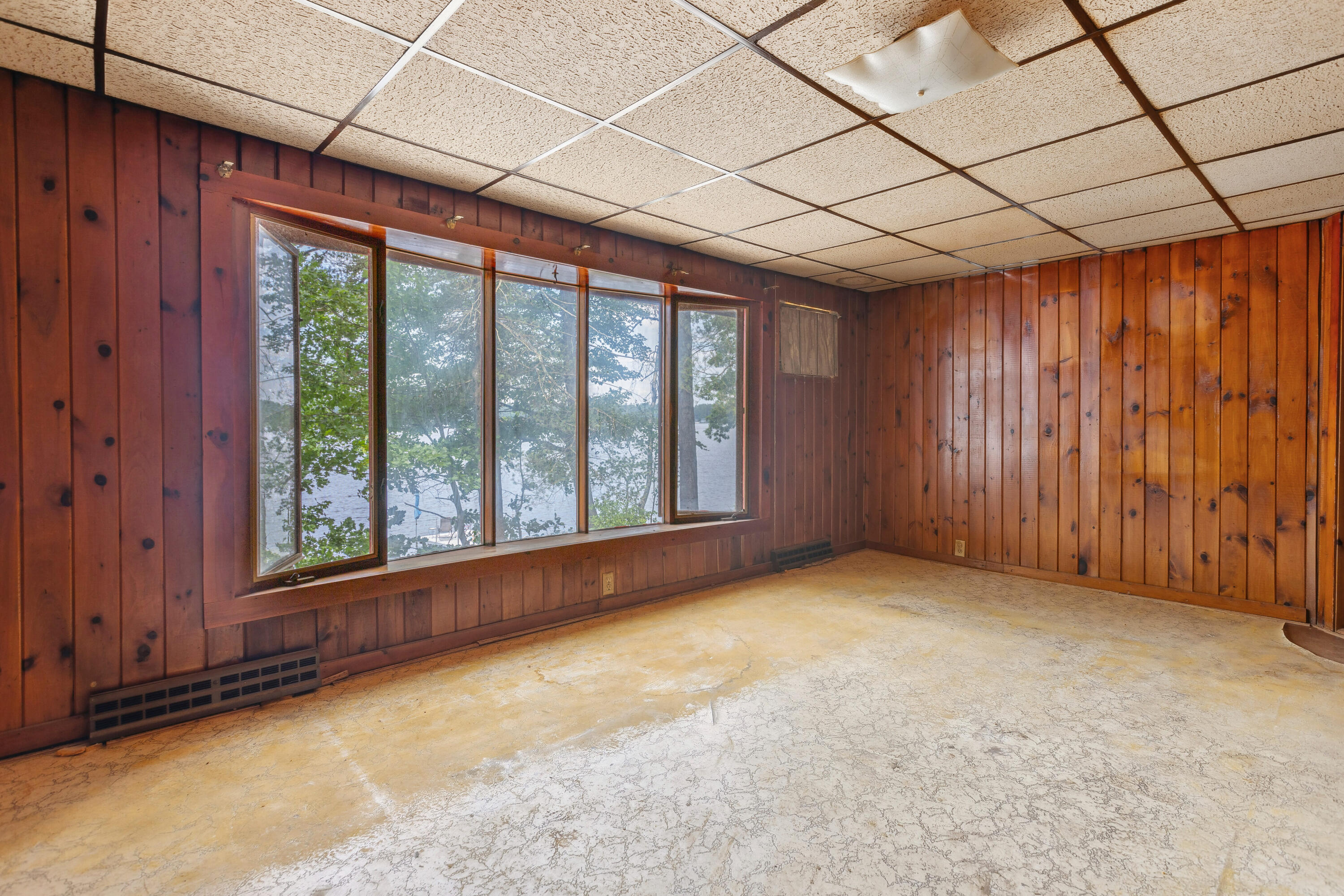 67 Bonny Eagle Pond Road Standish, ME 04084 - Photo 16 of 29 67 Bonny Eagle Pond Rd-print-016-024-Liv
