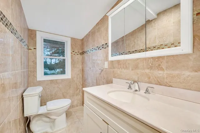 $1,695,888 | 64 Fox Place, Hicksville, NY 11801