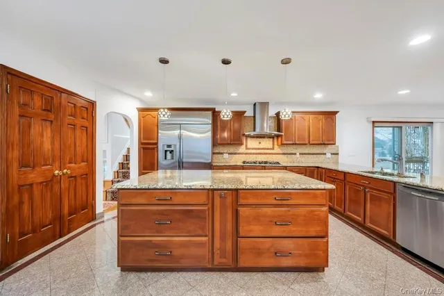 $1,695,888 | 64 Fox Place, Hicksville, NY 11801