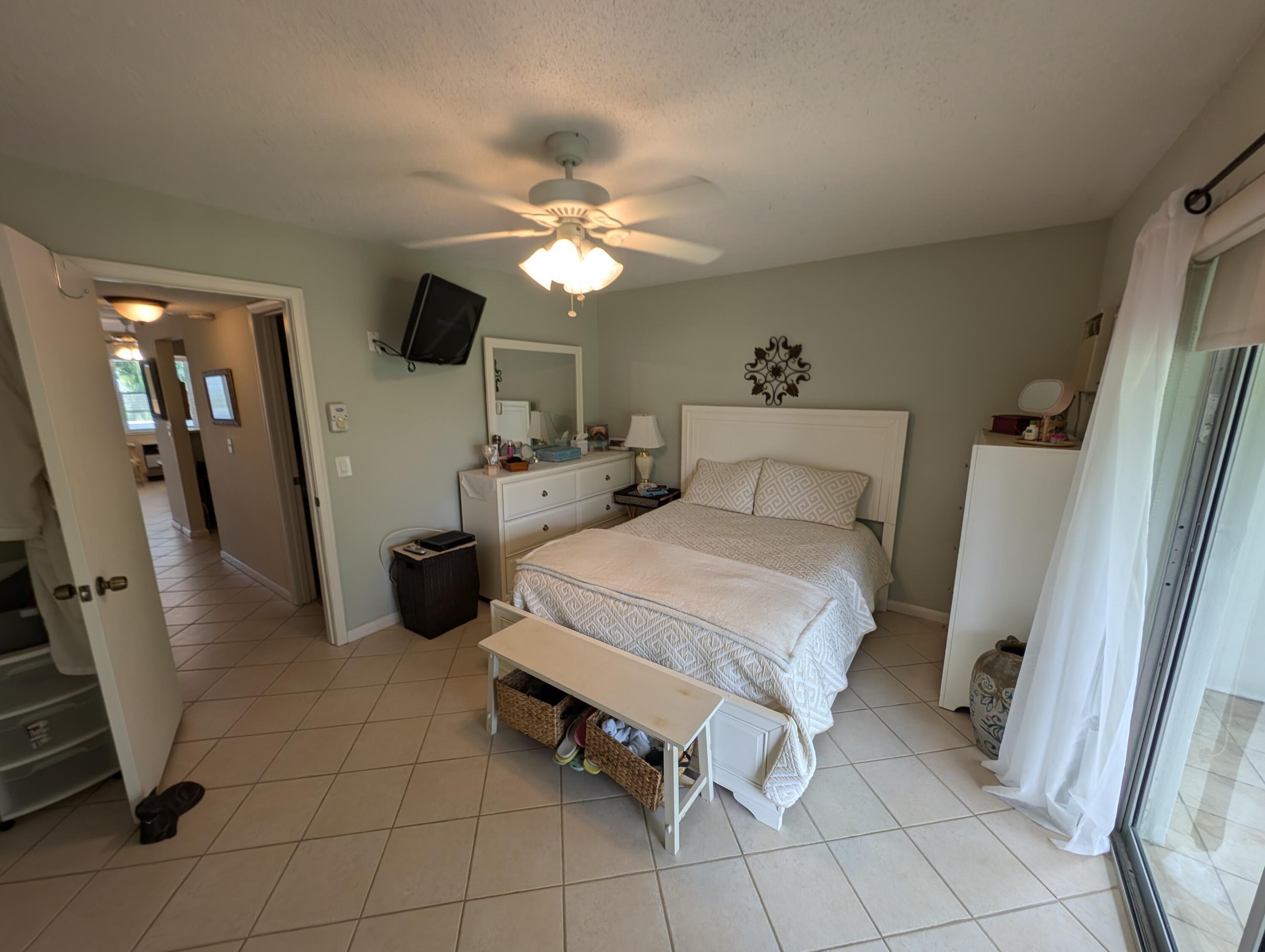 436 Markham R, Unit 436 Deerfield Beach, FL 33442 - Photo 13 of 17 PXL_20241017_181109354