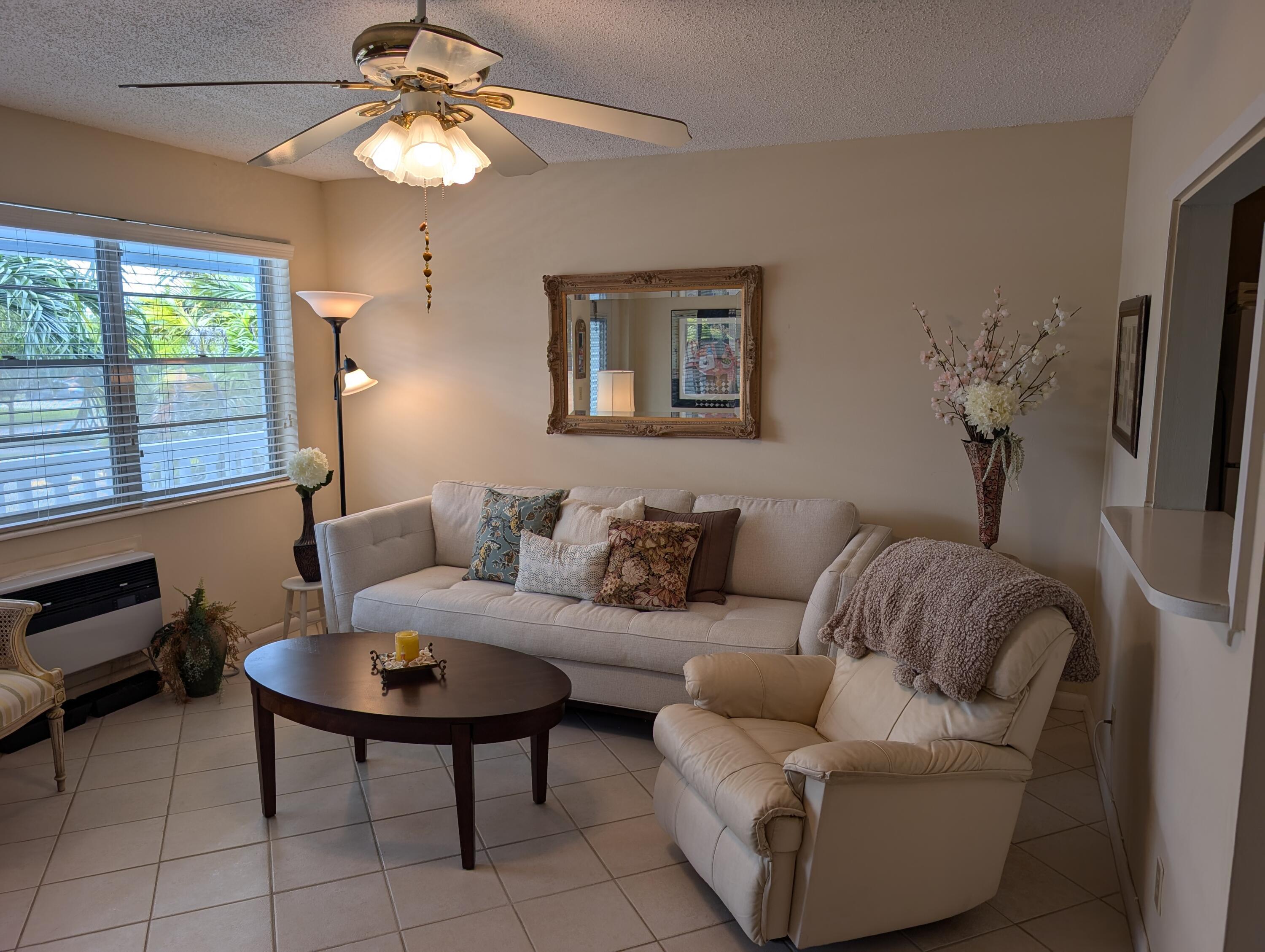 436 Markham R, Unit 436 Deerfield Beach, FL 33442 - Photo 2 of 17 PXL_20241017_180030028