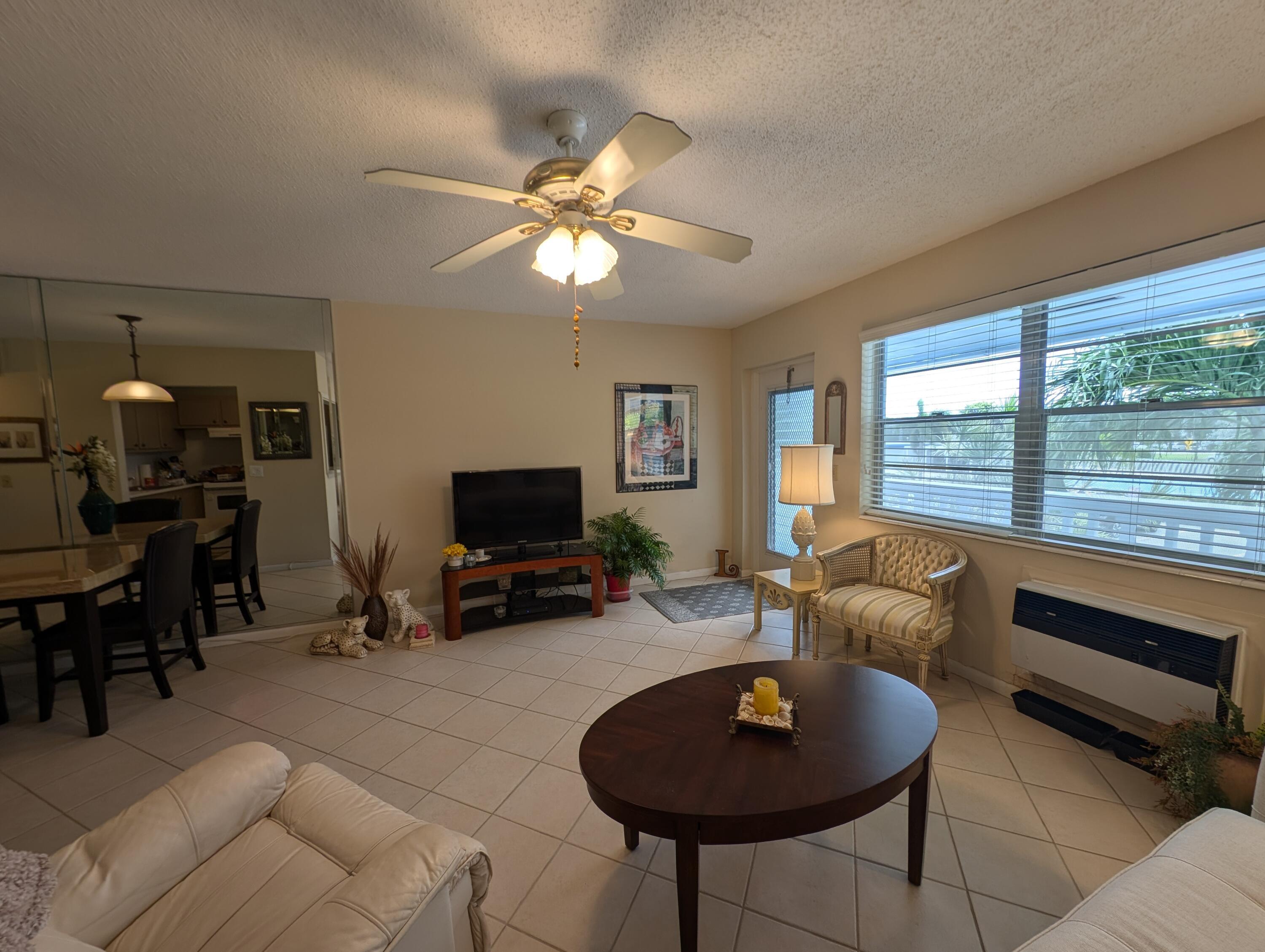 436 Markham R, Unit 436 Deerfield Beach, FL 33442 - Photo 6 of 17 PXL_20241017_182013617