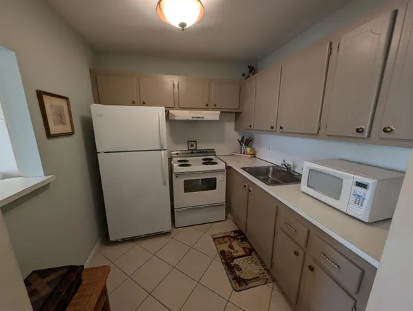 $1,400 | 436 Markham R, Unit 436, Deerfield Beach, FL 33442