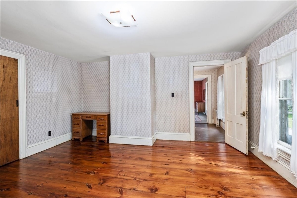 23 Millbury Road Oxford, MA 01540 - Photo 25 of 42 Gallery Image 25