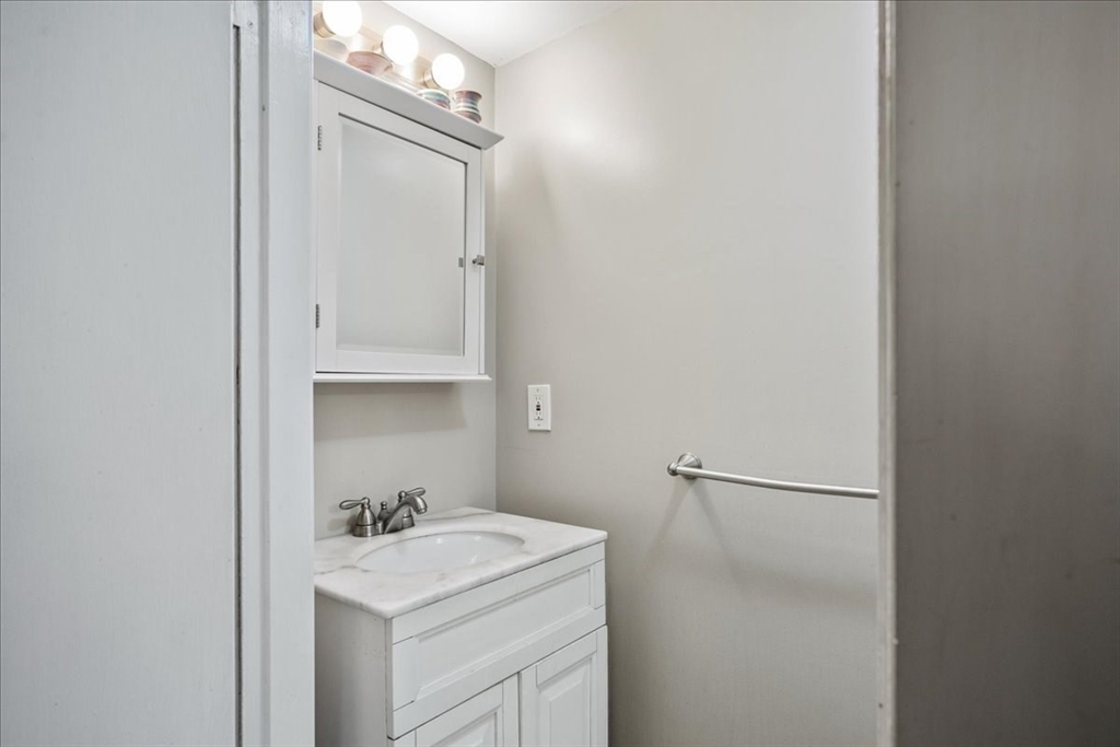 23 Millbury Road Oxford, MA 01540 - Photo 28 of 42 Gallery Image 28