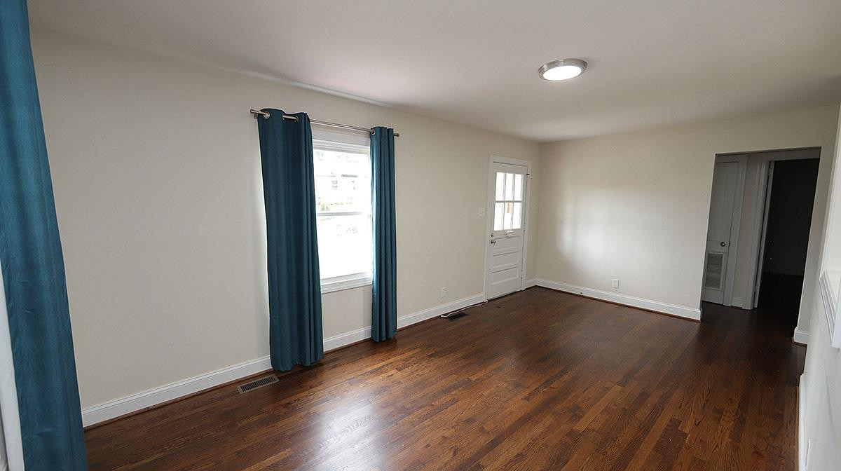 204 Plainview Avenue Raleigh, NC 27604 - Photo 3 of 12 Photo 3
