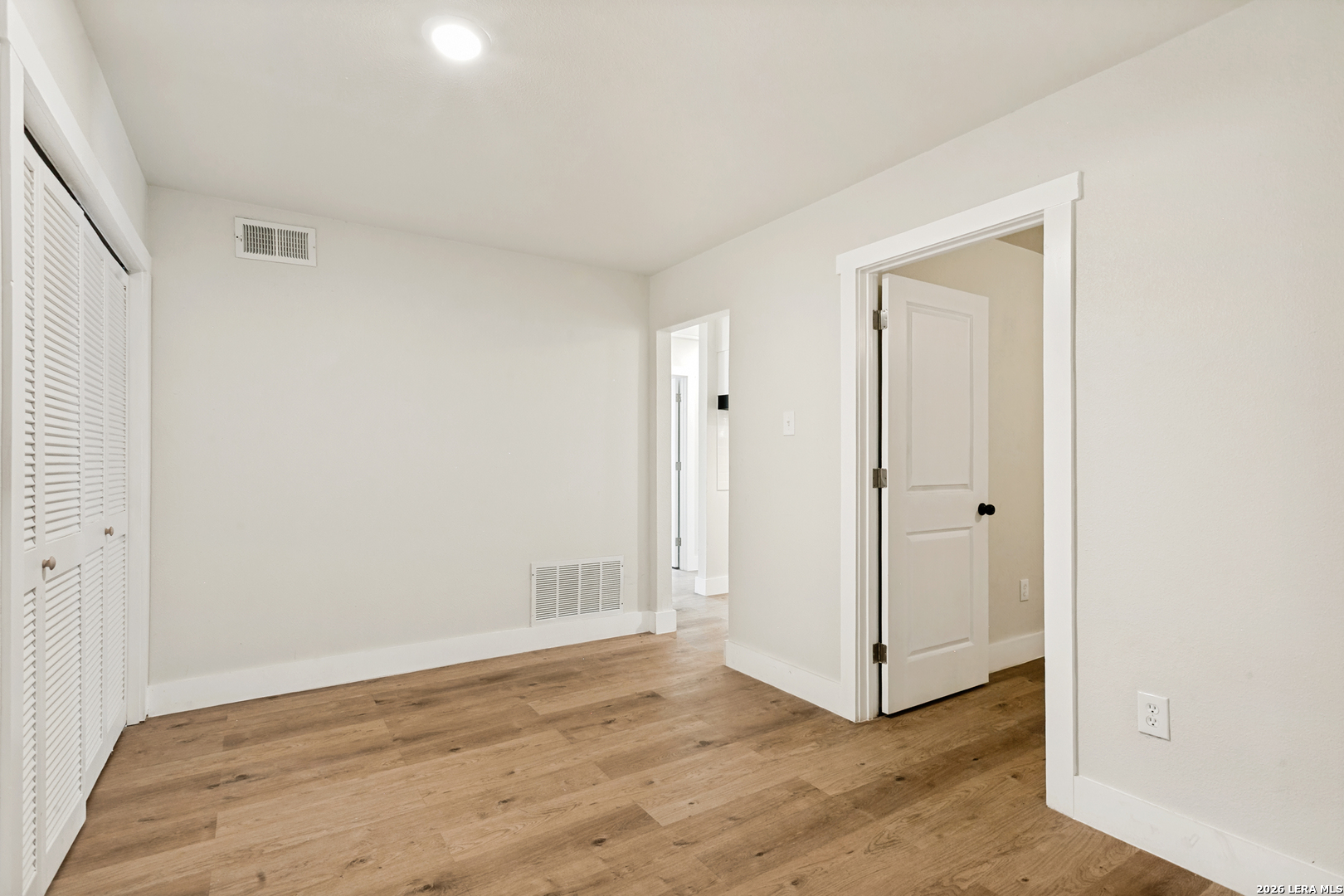 2712 Nacogdoches Road San Antonio, TX 78217 - Photo 14 of 25