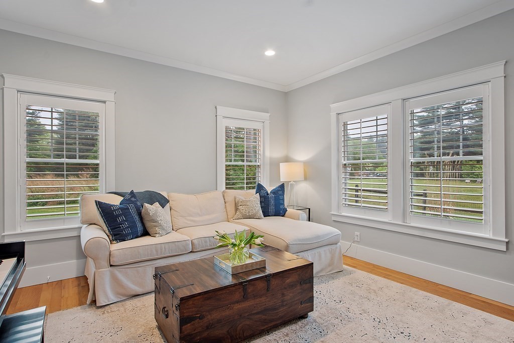 711 Lowell Road, Unit 711 Concord, MA 01742 - Photo 11 of 33 Gallery Image 11
