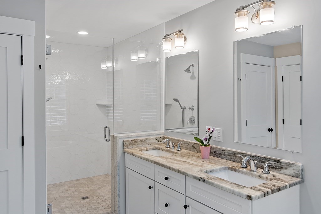 711 Lowell Road, Unit 711 Concord, MA 01742 - Photo 21 of 33 Gallery Image 21