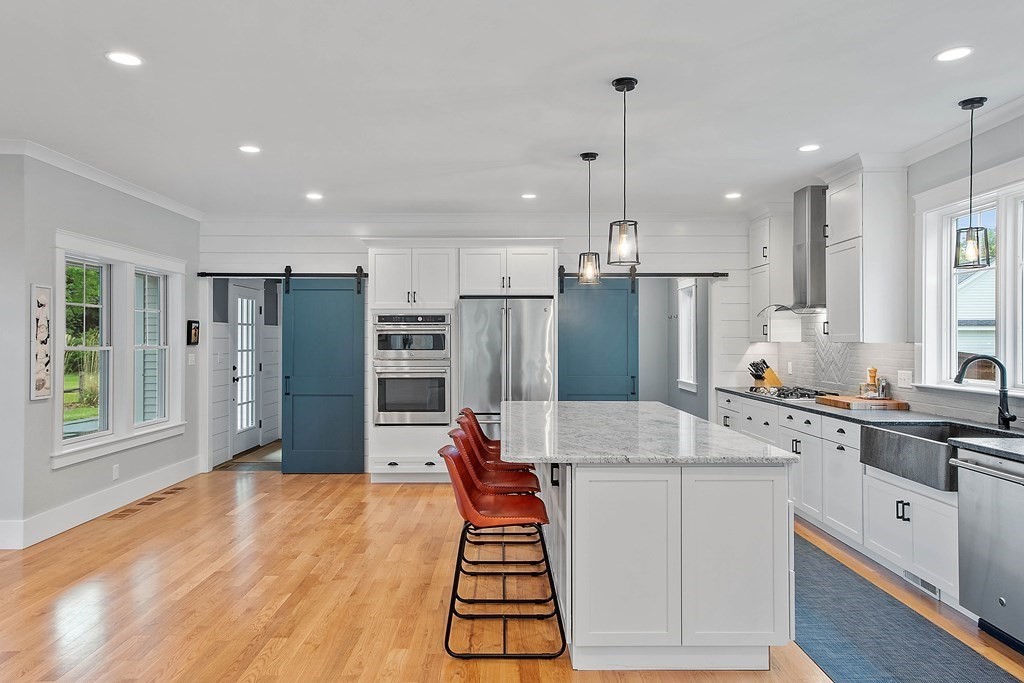 711 Lowell Road, Unit 711 Concord, MA 01742 - Photo 7 of 33 Gallery Image 7
