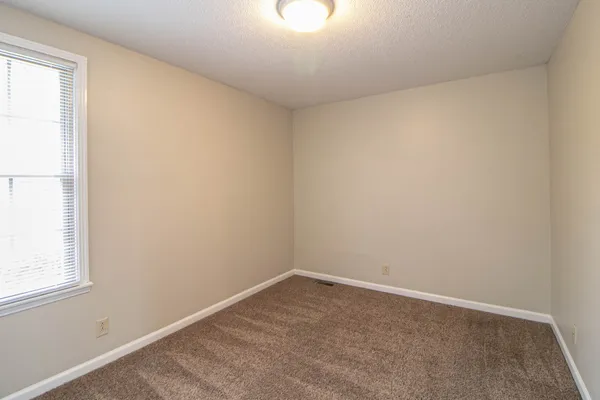 $830 | 812 Golf View Place, Unit C, Clarksville, TN 37043