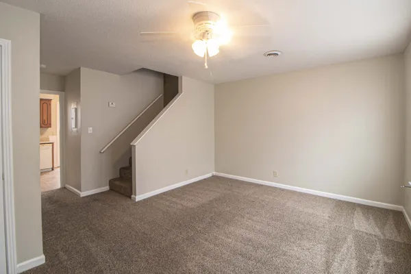 $830 | 812 Golf View Place, Unit C, Clarksville, TN 37043