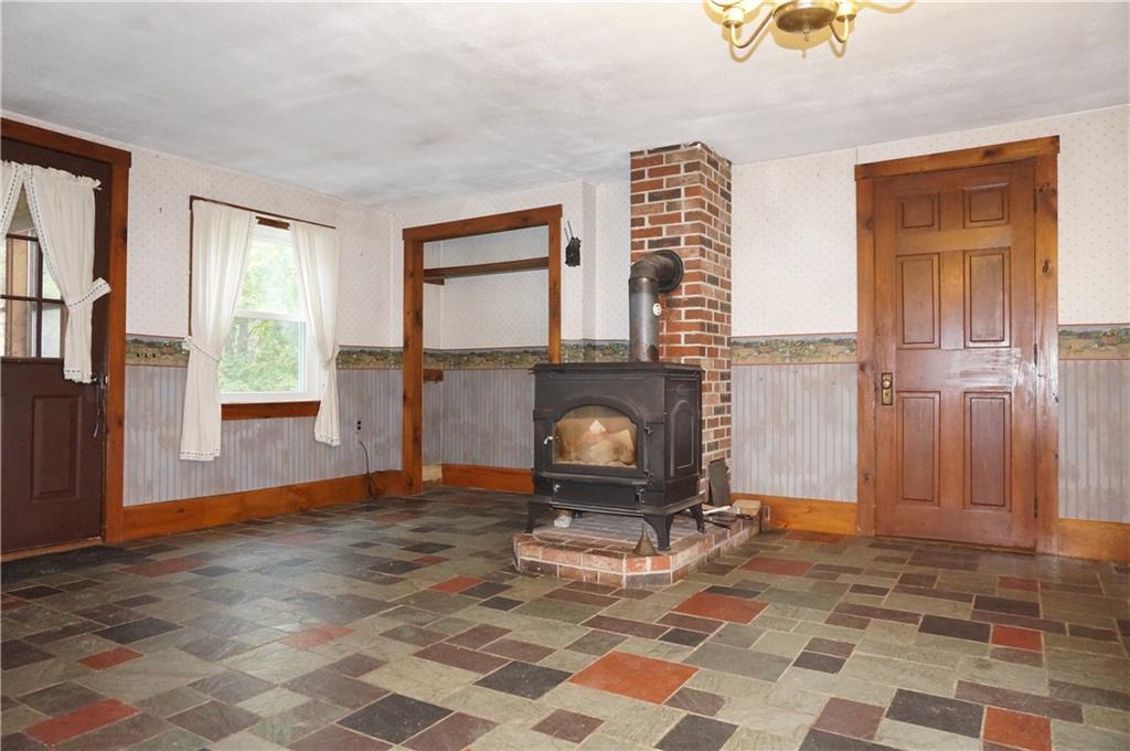 962 Quaker Ridge Road Casco, ME 04015 - Photo 6 of 35 Family room