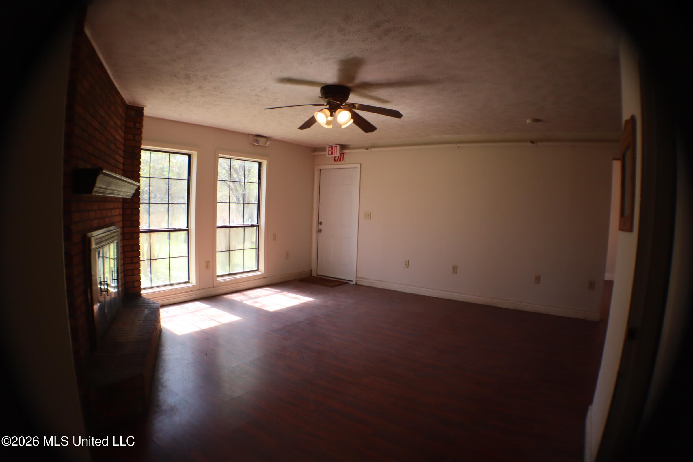 219 Bass Road Florence, MS 39073 - Photo 4 of 75 IMG_3755