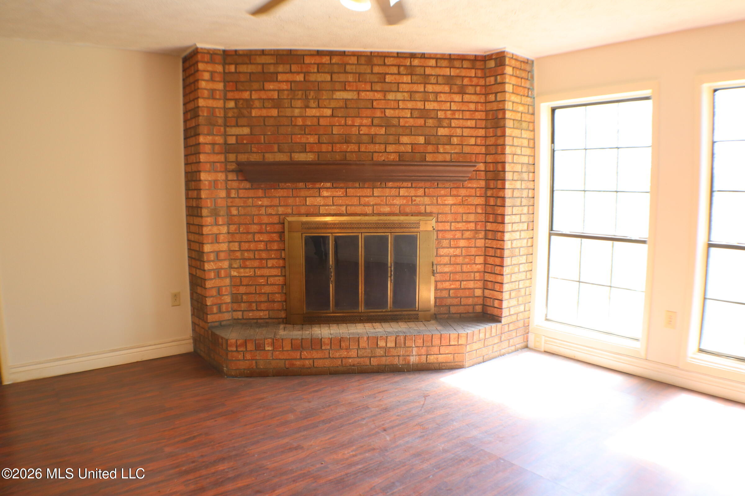 219 Bass Road Florence, MS 39073 - Photo 5 of 75 IMG_3757