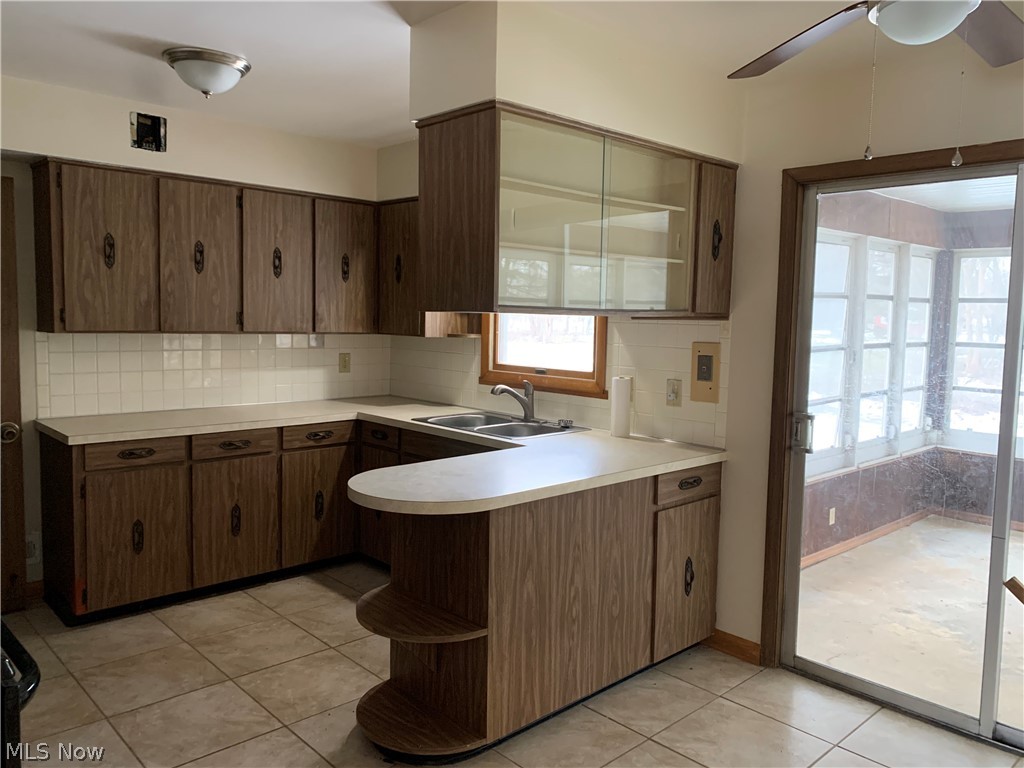 20941 Drake Road Strongsville, OH 44149 - Photo 4 of 24 Gallery Image 4