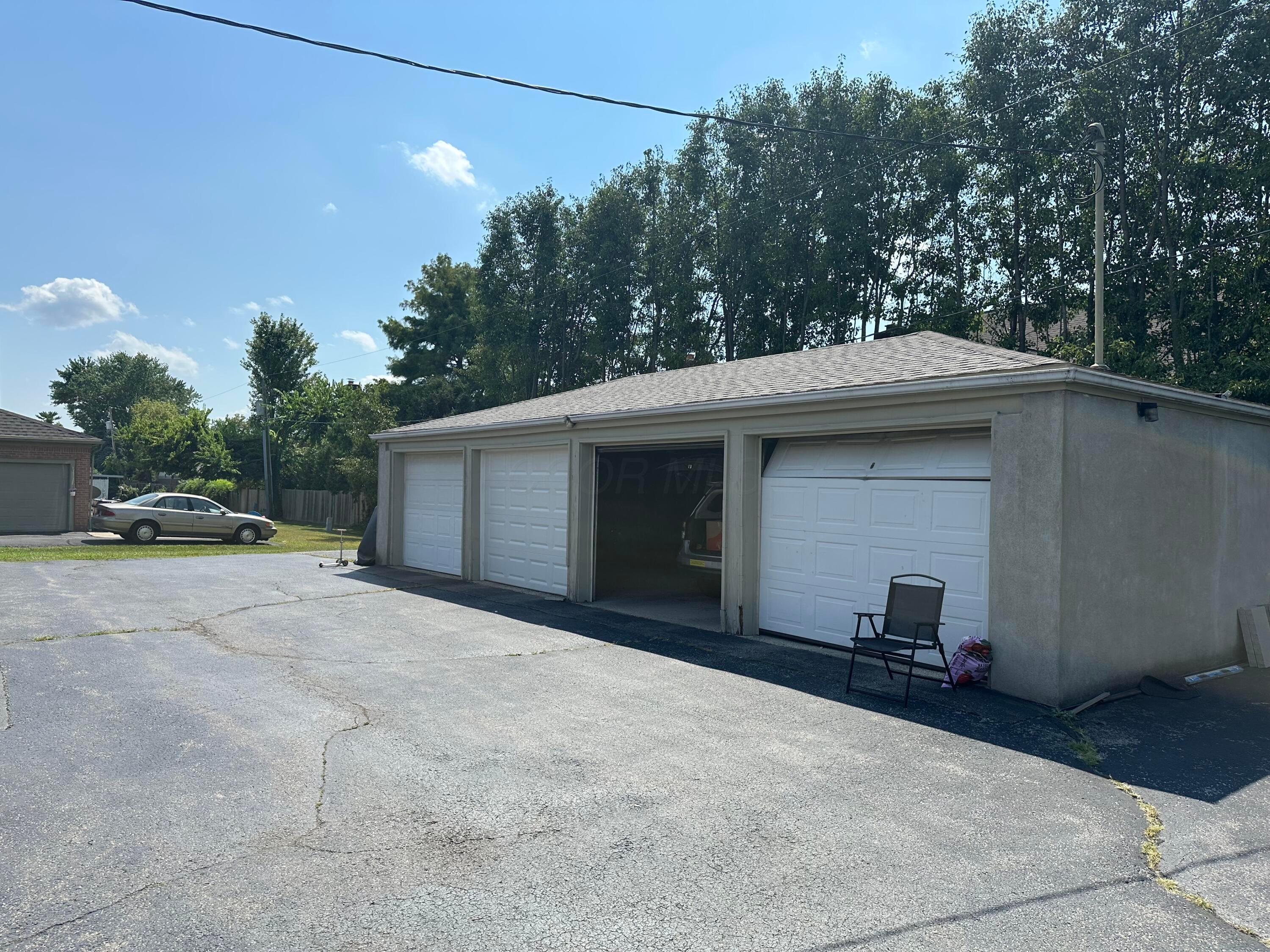 4867 Dierker Road Columbus, OH 43220 - Photo 13 of 13 IMG_0578