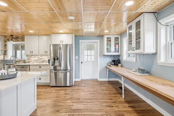 $899,900 | 635 Cane Creek Road, Hohenwald, TN 38462