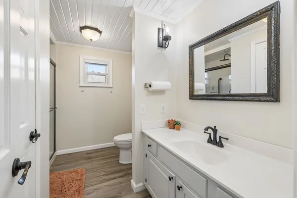 $899,900 | 635 Cane Creek Road, Hohenwald, TN 38462